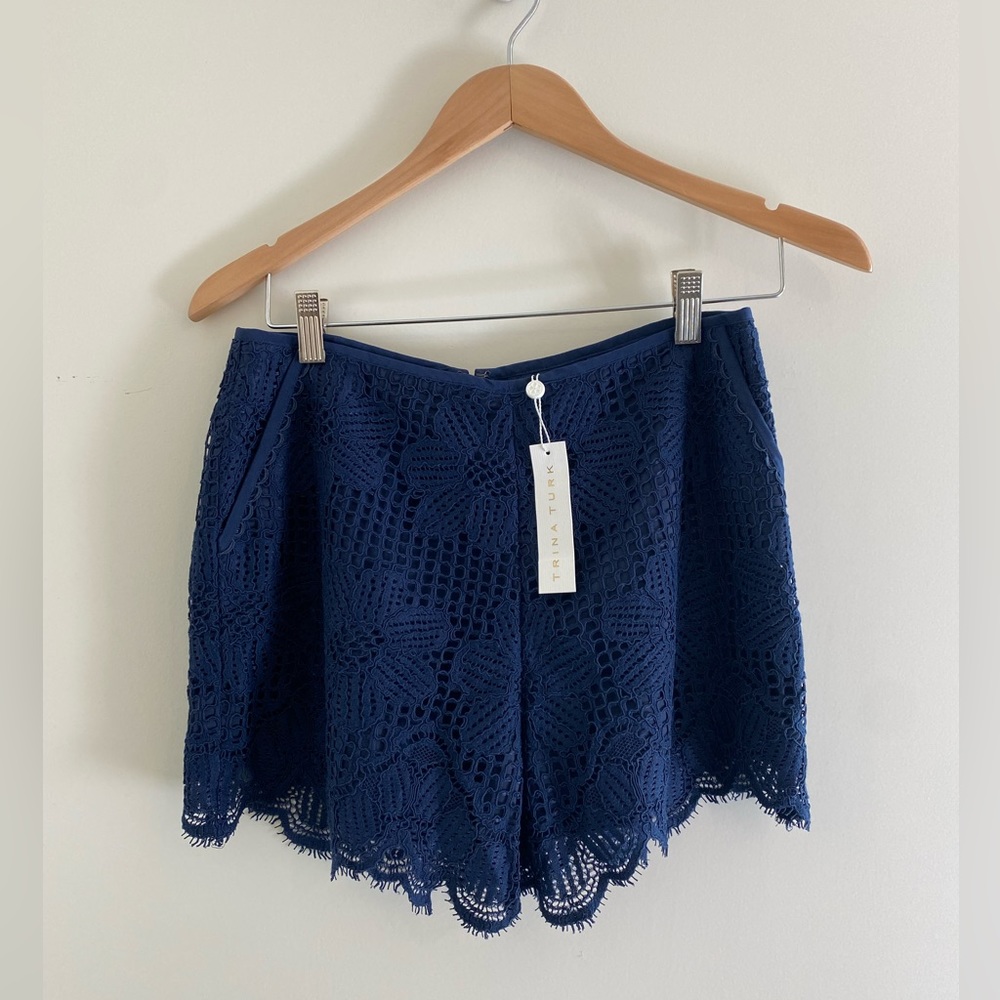 BRAND NEW ⚠️ Trina Turk blue lace shorts